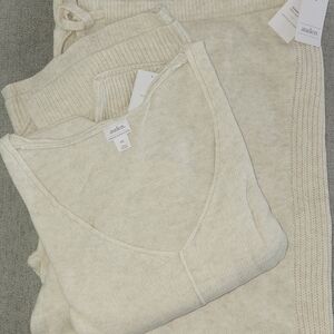 Auden Women's Loungewear 4x Cream Sweater Pajama 2 Piece Set